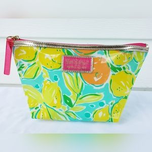 NWOT Lilly Pulitzer for Estee Lauder Pouch Travel Bag